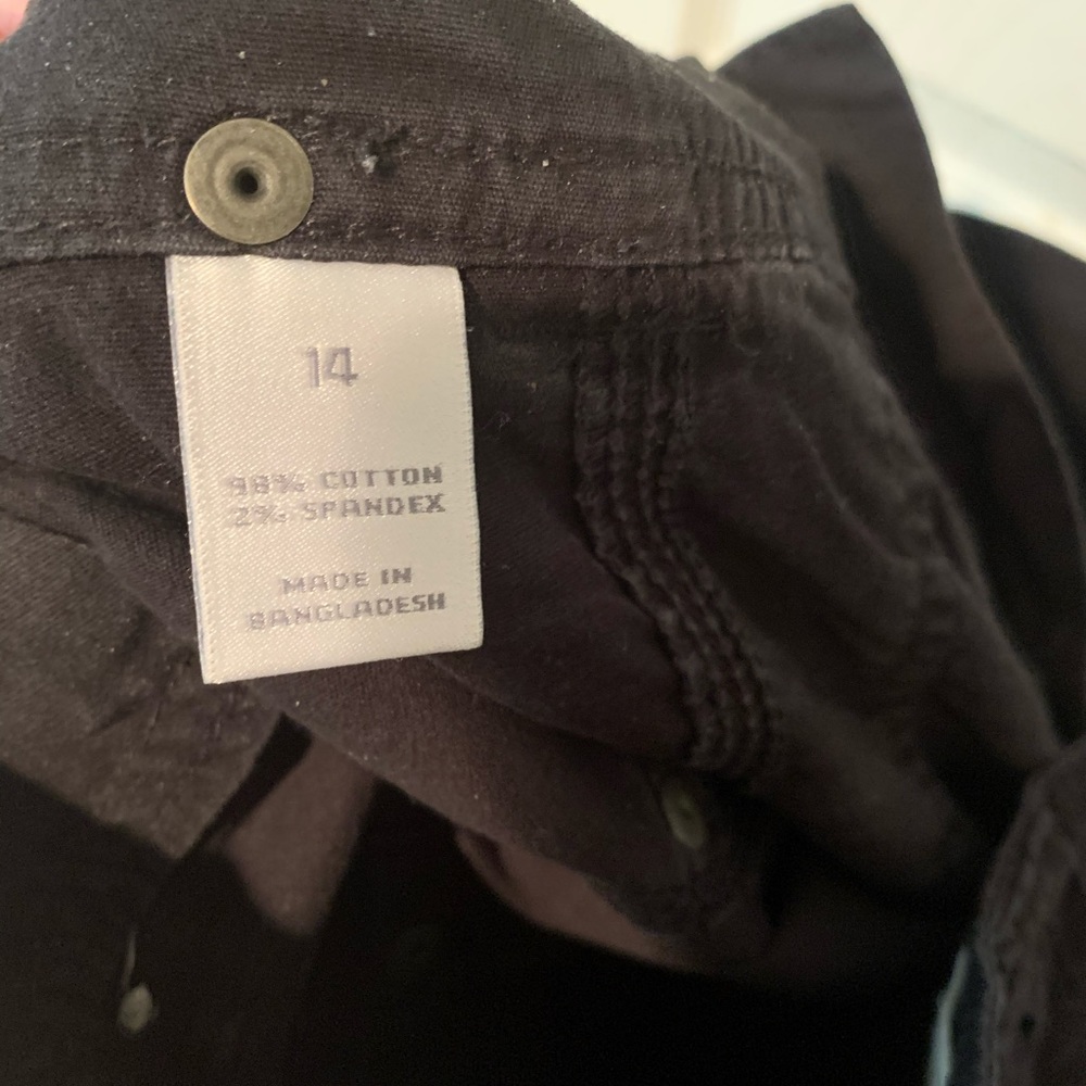 Capri Pants - Picture 7 of 7